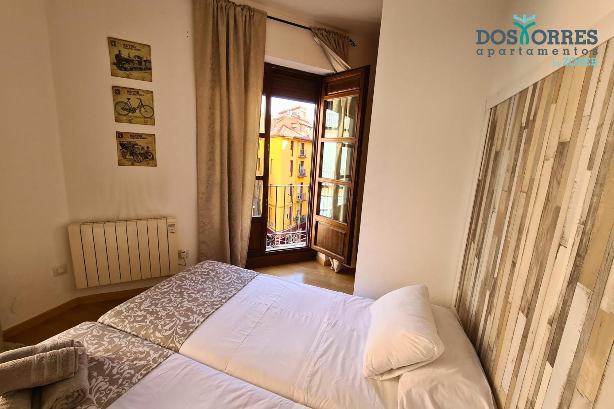 Apartamentos Dos Torres Pilar - Balcones con vistas al Pilar Zaragoza Exterior foto